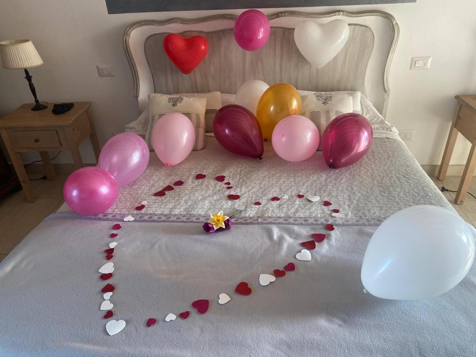 Orchidea Del Garda Rooms & Apartments Peschiera del Garda Ngoại thất bức ảnh