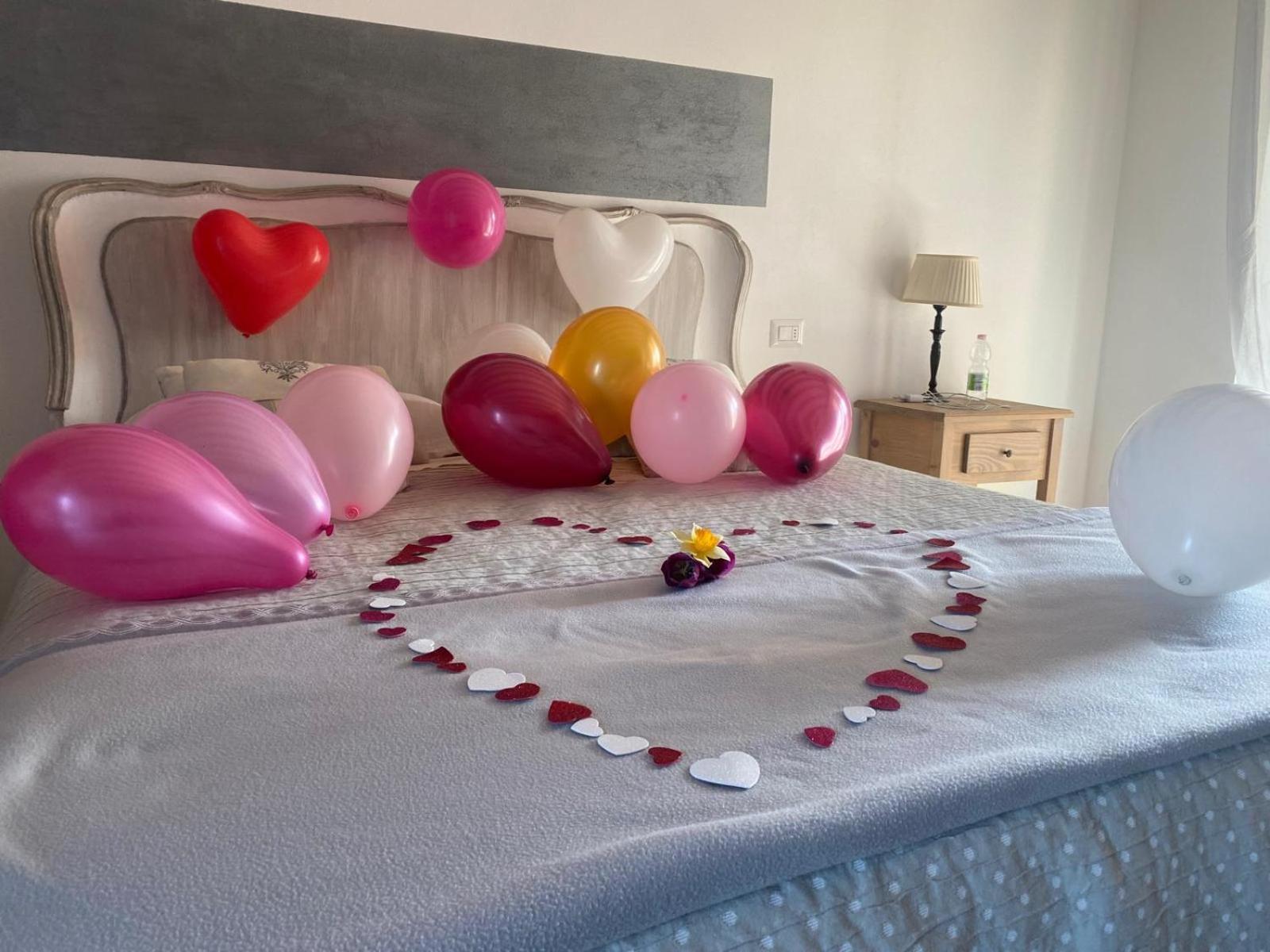 Orchidea Del Garda Rooms & Apartments Peschiera del Garda Ngoại thất bức ảnh