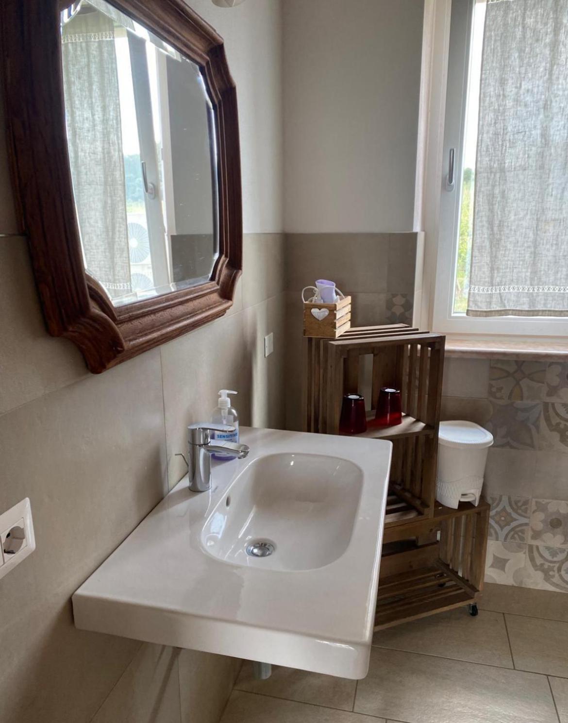 Orchidea Del Garda Rooms & Apartments Peschiera del Garda Ngoại thất bức ảnh