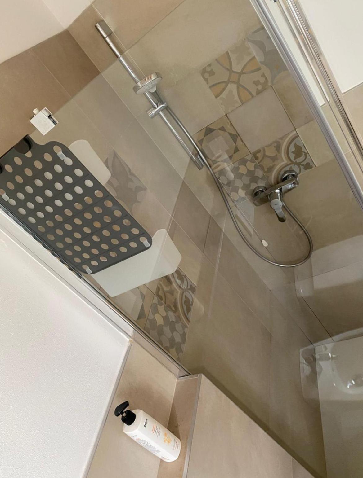 Orchidea Del Garda Rooms & Apartments Peschiera del Garda Ngoại thất bức ảnh